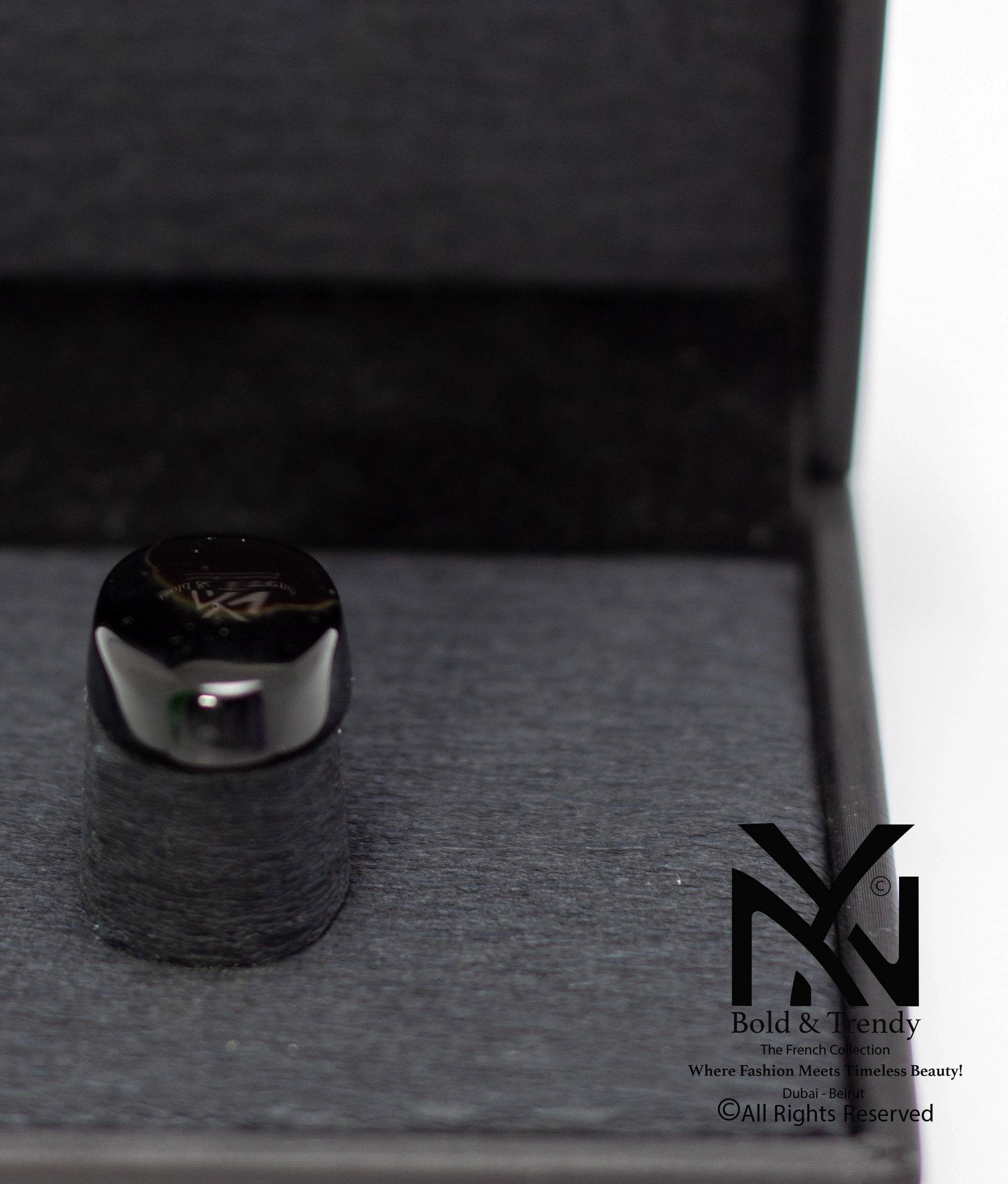 Agate Black 3