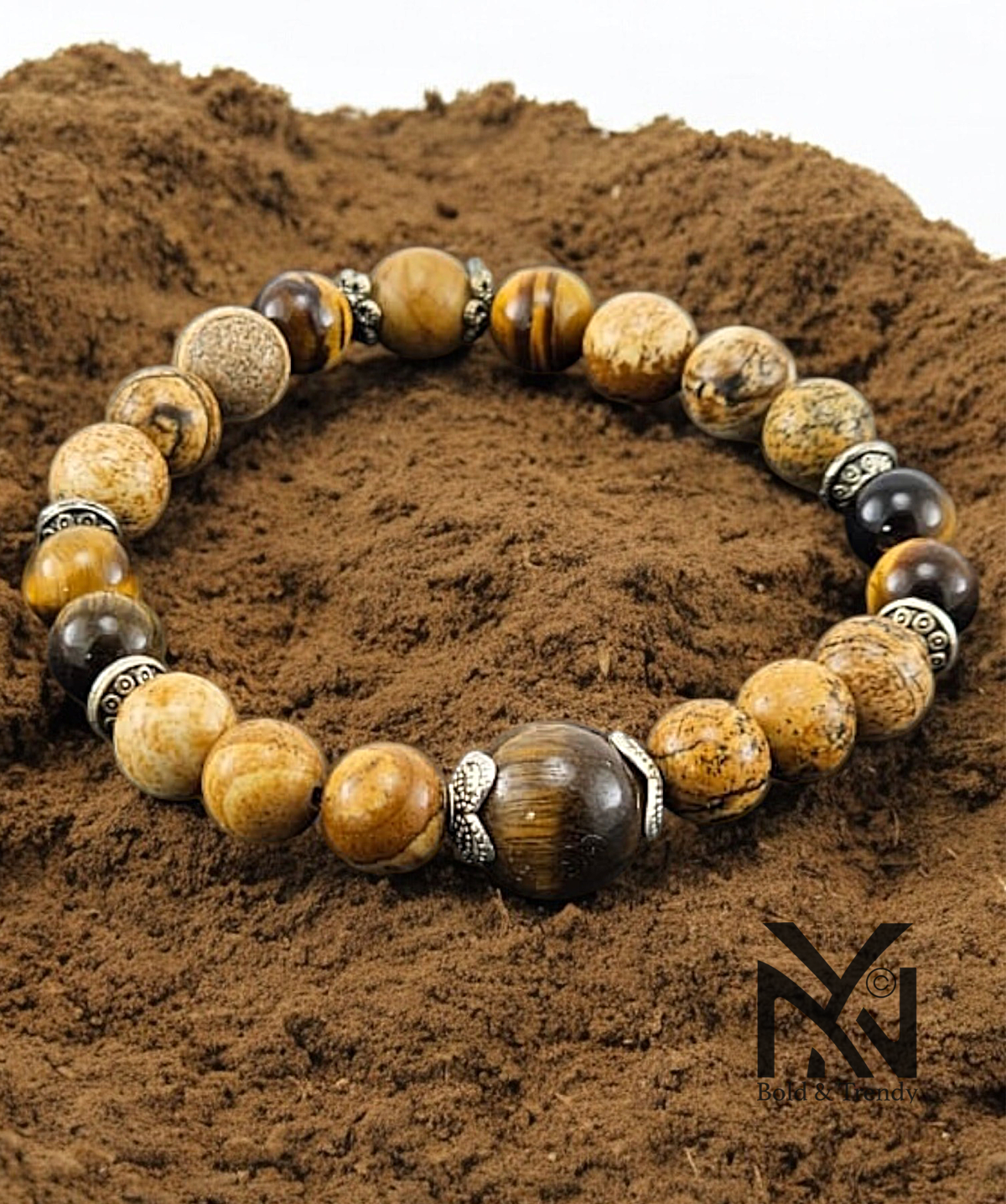 Terre d'Harmonie bracelet back view with tiger's eye and jasper details